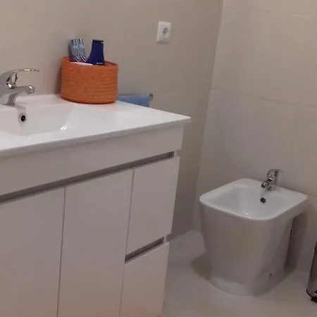 Blue Ocean Apartment *